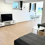 Pija's Apartment, A Quiet Getaway Close To Ljubljana Vrhnika