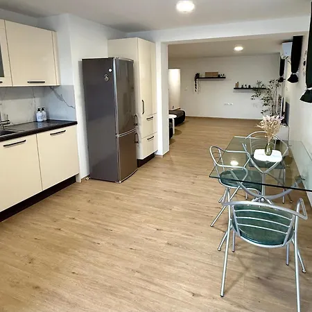 Pija's Apartment, A Quiet Getaway Close To Ljubljana Апартаменты Верхника